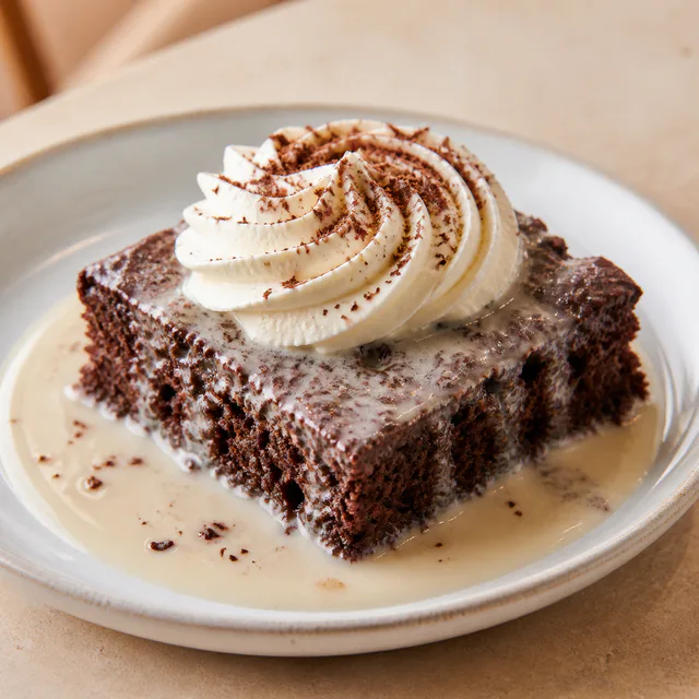 Tres leches brownie de Chicharrón Factory